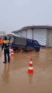 سوريا.. فيضان نهر بريف حمص الغربي يضر منزلين والدفاع المدني ينقذ 12 مدنيًا 1 khaligyoun23471