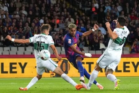 بث مباشر.. شاهد مباراة برشلونة وإلتشي في الدوري الإسباني بث مباشر.. شاهد مباراة برشلونة وإلتشي في الدوري الإسباني