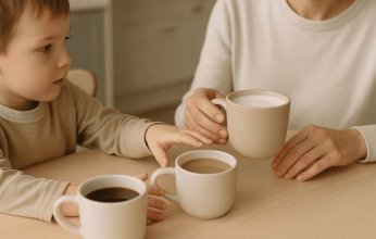 القهوة والأطفال.. متى تصبح آمنة؟ خبيرة تغذية تحسم الجدل