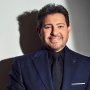 عاجل.. وفاة الفنان هاني شاكر في فرنسا بعد معاناة مع المرض 5 khaligyoun25918