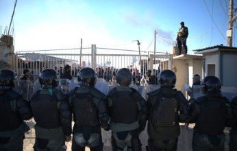 الأمم المتحدة تتولى إدارة مخيمات «داعش» في سوريا والعراق يفصل قيادات التنظيم في مراكز احتجاز عالية الحراسة