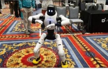 روبوتات Agibot البشرية تخطف الأنظار في CES 2026: ترشد الزوار وتتعلم رقصات تيك توك