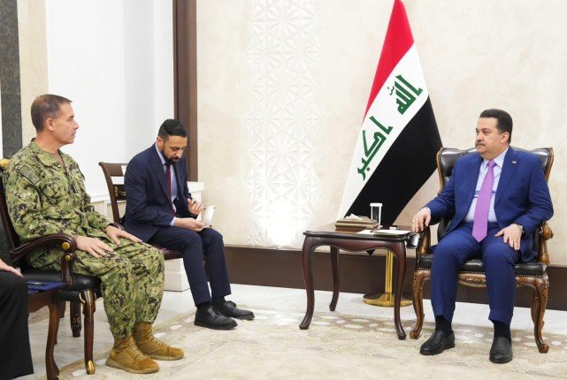 العراق وأمريكا تبحثان سبل تعزيز التعاون الثنائي العراق وأمريكا تبحثان سبل تعزيز التعاون الثنائي