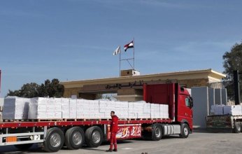 الهلال الأحمر المصري يُسيّر قافلة «زاد العزة» 123 مُحملة بمساعدات غذائية وطبية وشتوية إلى غزة