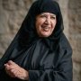 وداع حزين للفنانة هدى شعراوي.. تشييع مهيب بعد رحيل مأساوي يهز الوسط الفني 1 khaligyoun49138