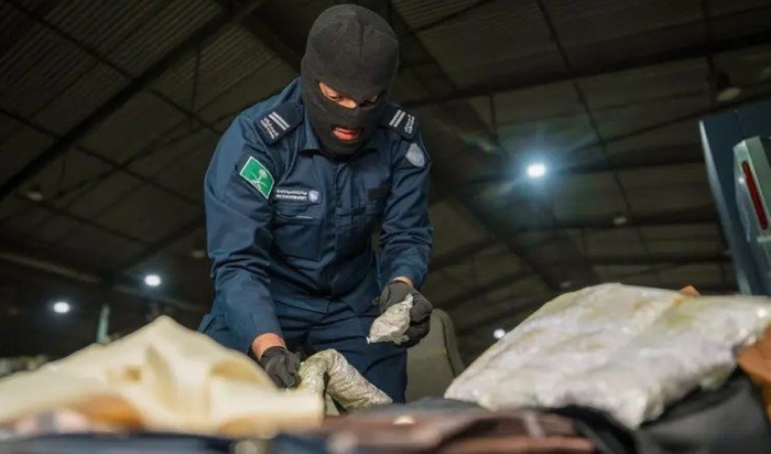 السعودية.. إحباط تهريب أكثر من 269 ألف حبة كبتاغون السعودية.. إحباط تهريب أكثر من 269 ألف حبة كبتاغون