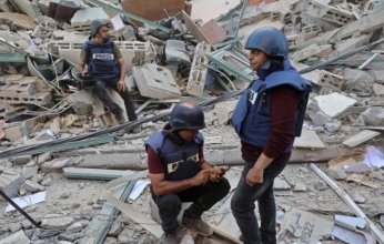 الصحفيين الفلسطينية تدين استمرار منع الاحتلال للإعلام الأجنبي من دخول غزة