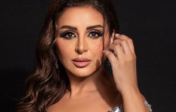 شاهد.. نجمات الفن يحتفلن بعيد ميلاد أنغام في أجواء مميزة