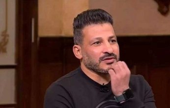 نجم الأهلي يسخر من مسؤول التعاقدات بنادي الزمالك