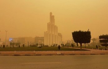سوء الأحوال الجوية يدفع الهلال الأحمر الليبي لإجلاء أكثر من 80 أسرة في بنغازي