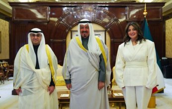 رئيس مجلس الوزراء يستقبل وزير (شؤون البلدية) ومدير عام بلدية الكويت