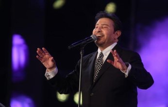 بعد خضوعه لجراحة مفاجئة.. آخر تطورات الحالة الصحية للفنان هاني شاكر