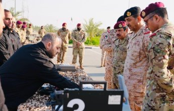 رئيس الأركان العامة للجيش الكويتي يتفقد الحرس الأميري