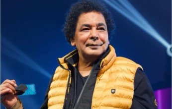 محمد منير يعلن تأجيل حفله في دبي لظروف طارئة
