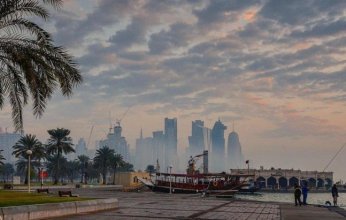 طقس قطر المتوقع اليوم.. الأرصاد الجوية تحذر من رؤية أفقية متدنية على الساحل وفي عرض البحر