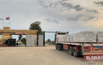 الهلال الأحمر المصري يدفع بقافلة «زاد العزة» 141