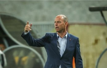 توروب يعلن تشكيل الأهلي أمام الجيش الملكي