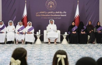 أمير قطر يلتقي الفائزين بجائزة قطر للتميز العلمي