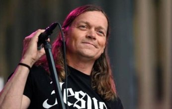 رحيل صوت الروك الهادئ.. وفاة مؤسس ومغني 3 Doors Down بعد صراع مع السرطان