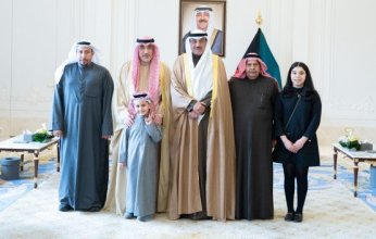 ولي العهد الكويتي يستقبل رئيس مجلس الوزراء بالإنابة وزير الداخلية وأسرة شهيد الواجب خالد الشرف