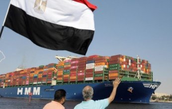 رئيس هيئة قناة السويس يعلن نمو حركة العبور وارتفاع الإيرادات