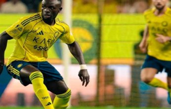 النصر يهزم الرياض ويعتلي صدارة الدوري السعودي