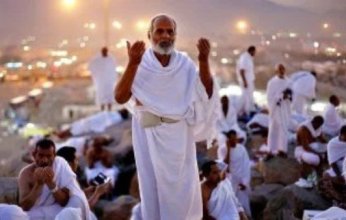 إيران تصدر قرارًا عاجلًا بشأن رحلات الحج والعمرة إلى السعودية