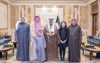 أمير الكويت يستقبل رئيس مجلس الوزراء بالإنابة وزير الداخلية وأسرة شهيد الواجب خالد الشرف