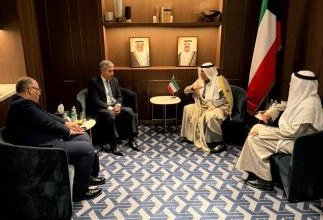 وزير السياحة يلتقى مع وزير الدولة لشئون الاتصالات وتكنولوجيا المعلومات الكويتى