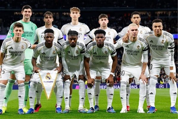 بث مباشر.. شاهد مباراة ريال مدريد وبنفيكا في دوري أبطال أوروبا بث مباشر.. شاهد مباراة ريال مدريد وبنفيكا في دوري أبطال أوروبا