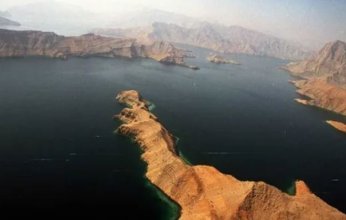 إعلام إيراني: طهران أغلقت مضيق هرمز بضع ساعات اليوم