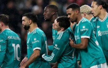 ضربة قوية لـ "الريدز" قبل قرعة دور الـ16 بدوري أبطال أوروبا