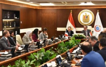 مباحثات مصرية فرنسية لدعم علاج أطفال غزة المصابين بالأورام