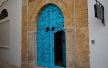 قصر "بن تركية".. مزيج معماري فريد بقلب تونس العاصمة