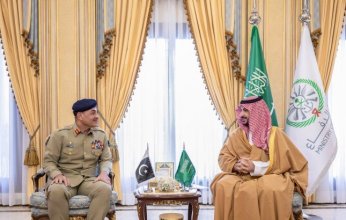 وزير الدفاع السعودي وقائد الجيش الباكستاني يؤكدان الشراكة الاستراتيجية الدفاعية بين البلدين