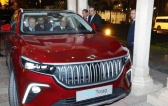 أردوغان يهدى السيسى سيارة كهربائية.. والرئيس يقودها بصحبة نظيره التركى