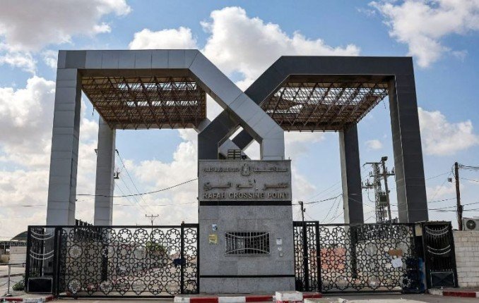 مركز حقوقي فلسطيني يحذر من انتهاكات جسيمة يرتكبها الاحتلال الإسرائيلي بشأن حرية التنقل عبر معبر رفح مركز حقوقي فلسطيني يحذر من انتهاكات جسيمة يرتكبها الاحتلال الإسرائيلي بشأن حرية التنقل عبر معبر رفح