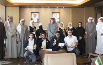 "التربية" تكرم الفائزين بكأس أمير الكويت ضمن برنامج "مع الطلبة"