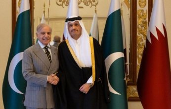 رئيس الوزراء القطري يستقبل نظيره الباكستاني