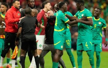 جدل مستمر.. اعتراف جديد يهز نهائي السنغال والمغرب