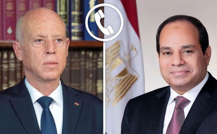 الرئيس السيسي يتلقى اتصالًا هاتفيًا من نظيره التونسي للتهنئة بحلول شهر رمضان الرئيس السيسي يتلقى اتصالًا هاتفيًا من نظيره التونسي للتهنئة بحلول شهر رمضان