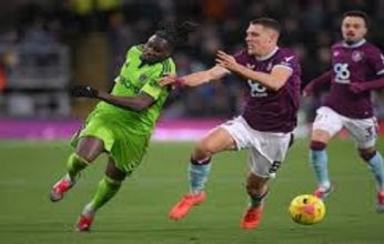 بث مباشر.. شاهد مباراة فولهام وبيرنلي في الدوري الإنجليزي