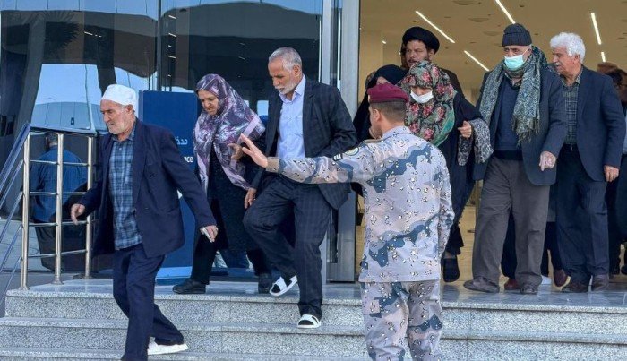 السعودية تستقبل ضيوف الرحمن القادمين لأداء العمرة عبر منفذ جديدة عرعر السعودية تستقبل ضيوف الرحمن القادمين لأداء العمرة عبر منفذ جديدة عرعر