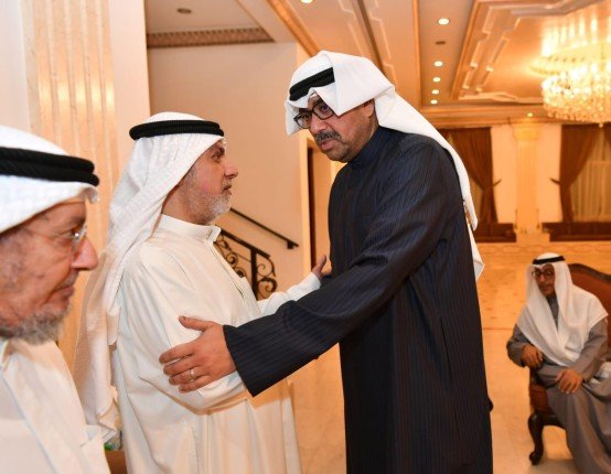 وزير الدفاع الكويتي يعزي أهالي الشهيدين عبد الله الشراح وفهد المجمد 2 khaligyoun15762