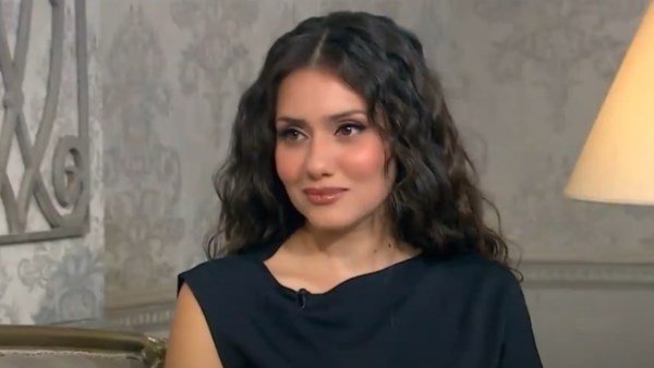 محاكمة الفنانة جيهان الشمشرجي بتهمة تشكيل تنظيم عصابي للسرقة بالإكراه محاكمة الفنانة جيهان الشمشرجي بتهمة تشكيل تنظيم عصابي للسرقة بالإكراه
