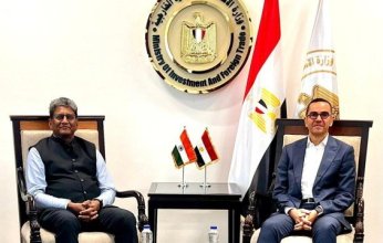 وزير الاستثمار يبحث مع السفير الهندي بالقاهرة تعميق الشراكة الاقتصادية