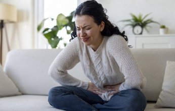 انتفاخ المعدة قد يكون علامة مبكرة على مخاطر قلبية وأيضية