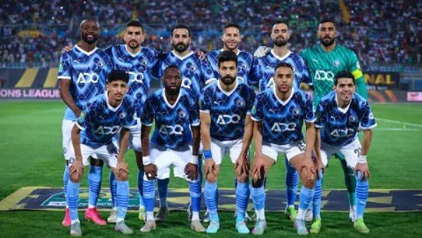شاهد الأن.. بث مباشر لمباراة البنك الأهلي وبيراميدز في الدوري المصري شاهد الأن.. بث مباشر لمباراة البنك الأهلي وبيراميدز في الدوري المصري