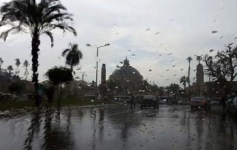 الأرصاد المصرية توجه تحذيرات من طقس مضطرب غدًا: رياح مثيرة للأتربة وأمطار رعدية.. وتعليق الدراسة احترازيًا