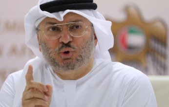 قرقاش: أي حل سياسي لهجمات إيران لا بد أن يشمل تعويضات